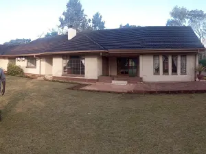 4 Bedroom House to Rent in Vainona