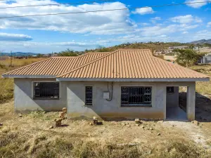 Cottage/Garden Flat for Sale