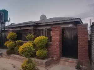 3 Bedroom House to Rent in Southview Park