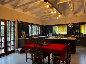 4 Bedroom House to Rent in Mount Pleasant
