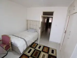 Flat/Apartment to Rent in Avenues