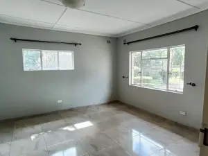 4 Bedroom House to Rent in Emerald Hill