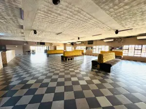 Commercial Property to Rent in Highfield