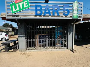 Commercial Property to Rent in Highfield