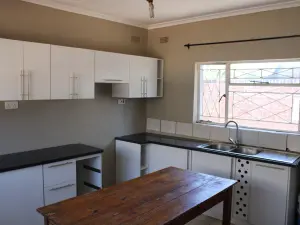 2 Bedroom Cottage/Garden Flat to Rent in Strathaven