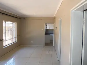 2 Bedroom Cottage/Garden Flat to Rent in Strathaven