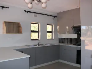 1 Bedroom Cottage/Garden Flat to Rent in Borrowdale