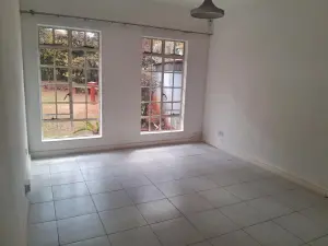 3 Bedroom Cottage/Garden Flat to Rent in Avondale