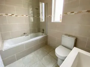 Townhouse/Complex/Cluster to Rent in Greendale
