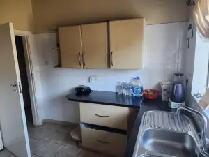 4 Bedroom House to Rent in Greendale