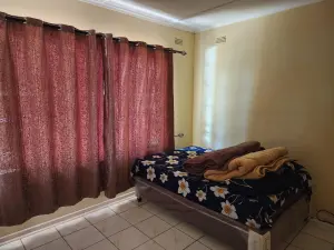 4 Bedroom House to Rent in Greendale