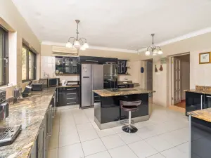 4 Bedroom House to Rent in Kambanji