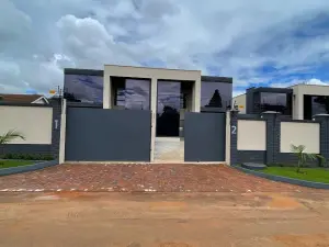 Townhouse/Complex/Cluster to Rent in Emerald Hill