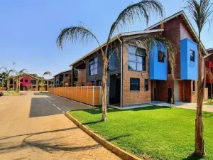 Townhouse/Complex/Cluster to Rent