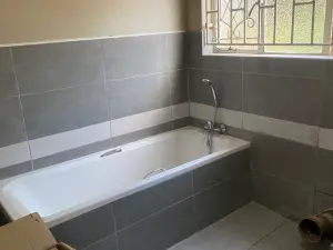 5 Bedroom House to Rent in Kambanji