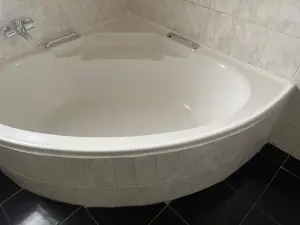 5 Bedroom House to Rent in Zimre Park