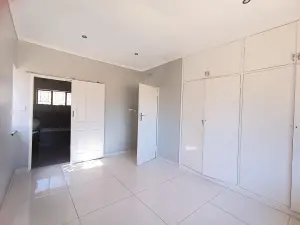 4 Bedroom House to Rent in Greendale