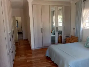4 Bedroom House to Rent in Mount Pleasant