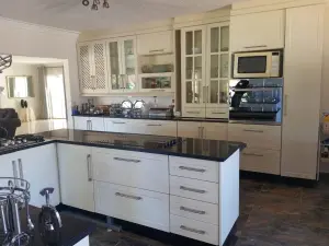 4 Bedroom House to Rent in Mount Pleasant