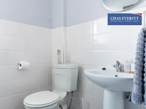 Commercial Property to Rent in Lewisam