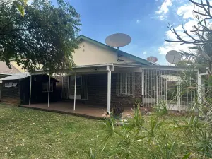Flat/Apartment to Rent in Avondale