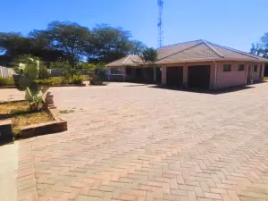 4 Bedroom House to Rent in Westgate