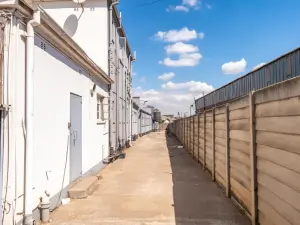 Commercial Property to Rent in Graniteside