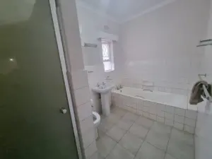 4 Bedroom House to Rent in Mandara