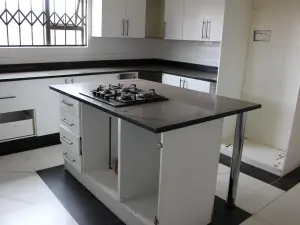 3 Bedroom House to Rent in Gletwin Park