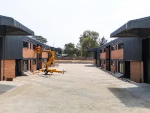 Warehouse/Industrial to Rent in Hatfield