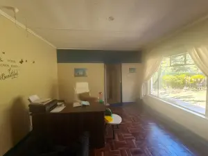 3 Bedroom House to Rent in Greendale