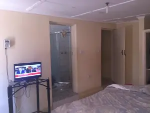 4 Bedroom House to Rent in Greendale