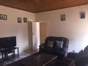 4 Bedroom House to Rent in Greendale