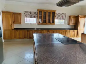Commercial Property to Rent in Borrowdale
