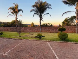 Commercial Property to Rent in Borrowdale
