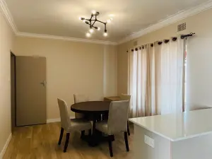 Townhouse/Complex/Cluster to Rent in Mount Pleasant