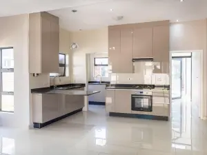 Townhouse/Complex/Cluster to Rent in Greystone Park