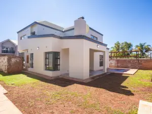 Townhouse/Complex/Cluster to Rent in Greystone Park