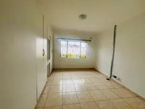 4 Bedroom House to Rent in Zimre Park