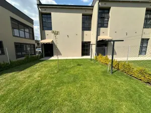 Townhouse/Complex/Cluster to Rent in Sentosa