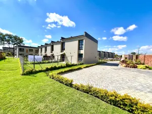 Townhouse/Complex/Cluster to Rent