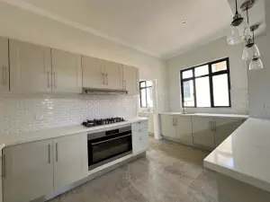 Townhouse/Complex/Cluster to Rent in Chisipite