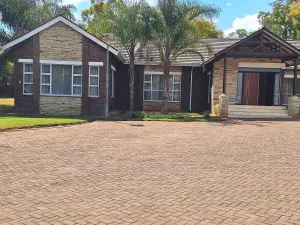 4 Bedroom House to Rent in Newlands