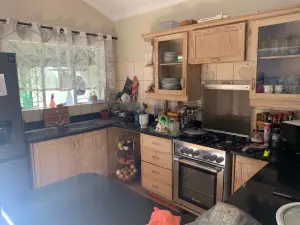 Townhouse/Complex/Cluster to Rent in Borrowdale Brooke