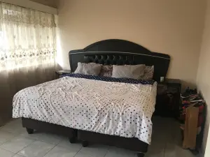 Flat/Apartment to Rent in Avondale
