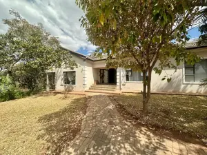 3 Bedroom House to Rent in Shawasha Hills