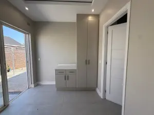 Townhouse/Complex/Cluster to Rent in Mount Pleasant
