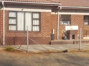 Townhouse/Complex/Cluster to Rent