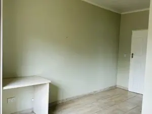 Flat/Apartment to Rent in Borrowdale Brooke