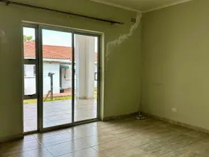 Flat/Apartment to Rent in Borrowdale Brooke